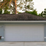 Pourquoi choisir une porte de garage isolante pour le confort de votre habitation ?